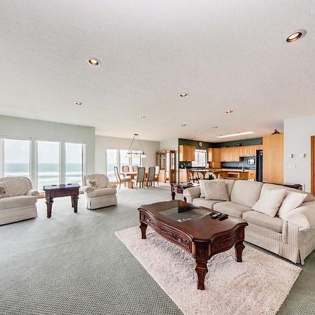 The Cliff House Villa Cloverdale  Exterior photo